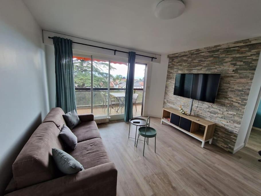 Le Duc Apartment Тонон-ле-Бен Екстериор снимка